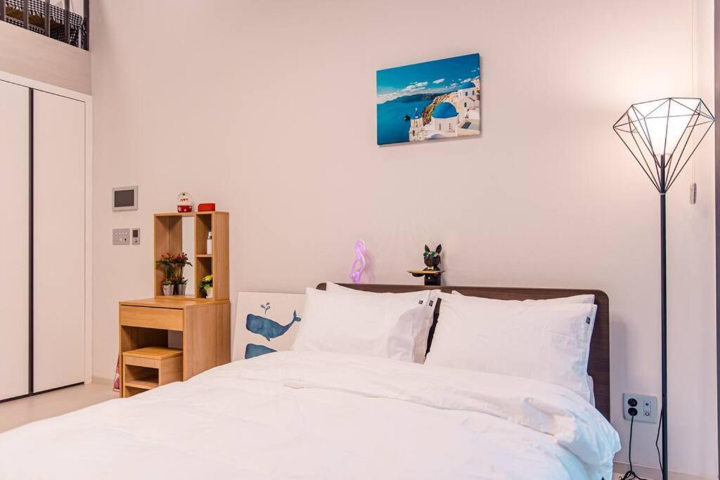 The Castle Ocean Marina Double Suite Joszu Kültér fotó